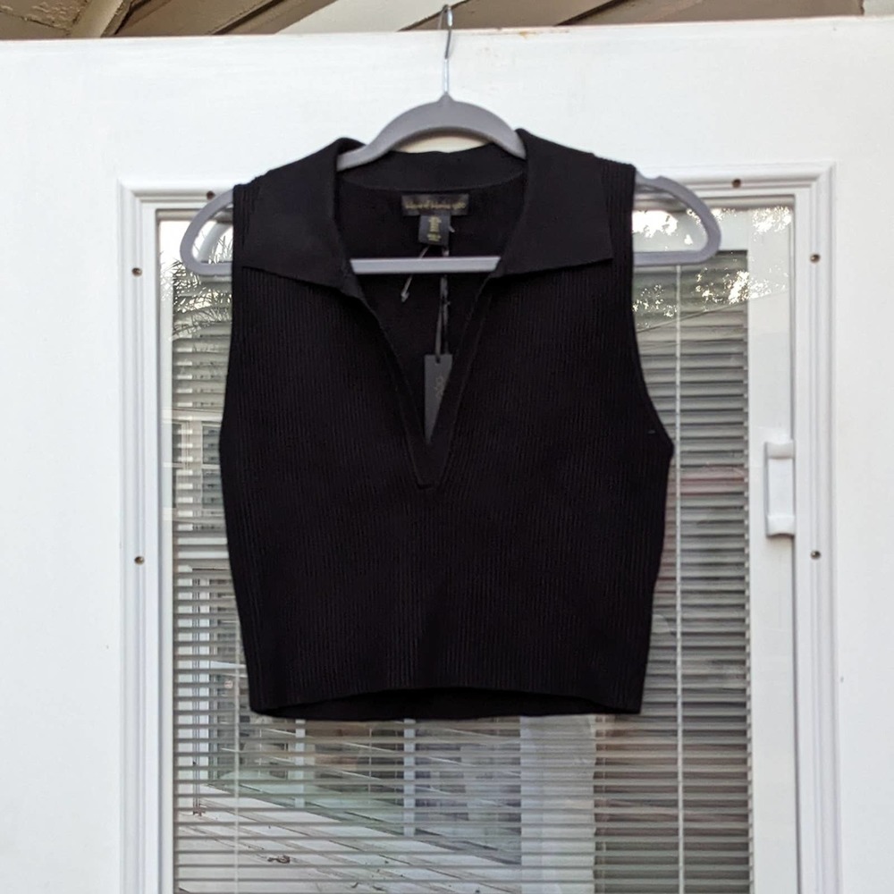 New House of Harlow x Revolve V neck Black Polo Ribbed Tank Top, size L